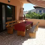 Karabaic Krk Διαμέρισμα