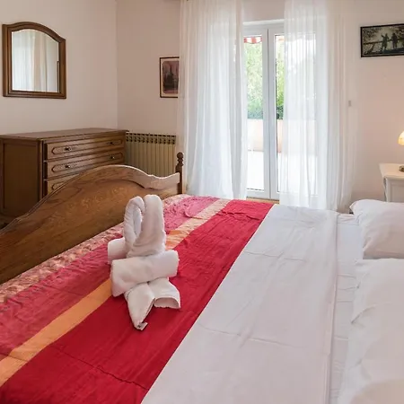 Apartament Karabaic Krk *
