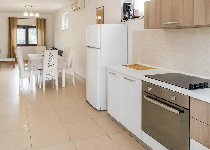 דירה Karabaic Krk קרק