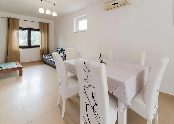 Karabaic Krk Διαμέρισμα Krk Town